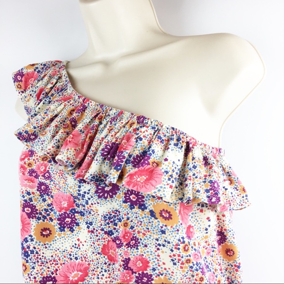 Kirra One Side Off The Shoulder - Picture 2 of 4